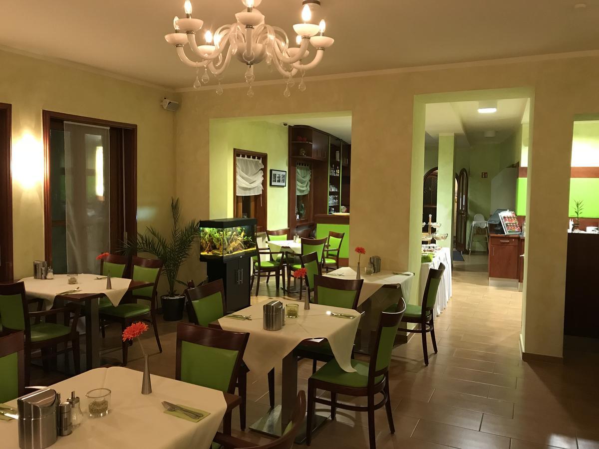 Parkhotel Zirndorf Esterno foto