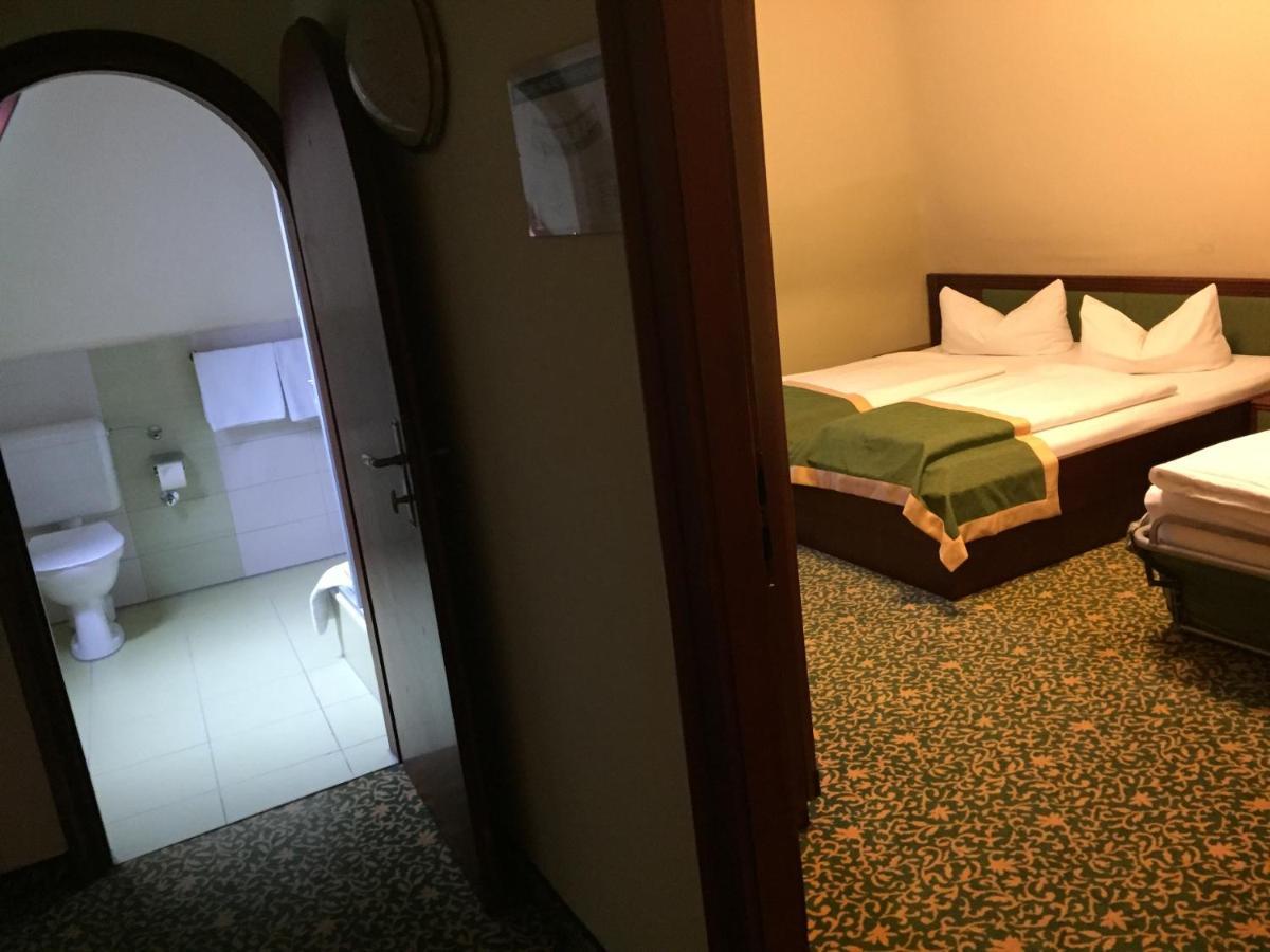 Parkhotel Zirndorf Esterno foto